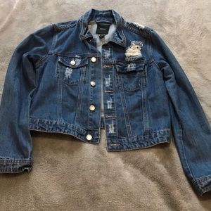 Jean jacket size small